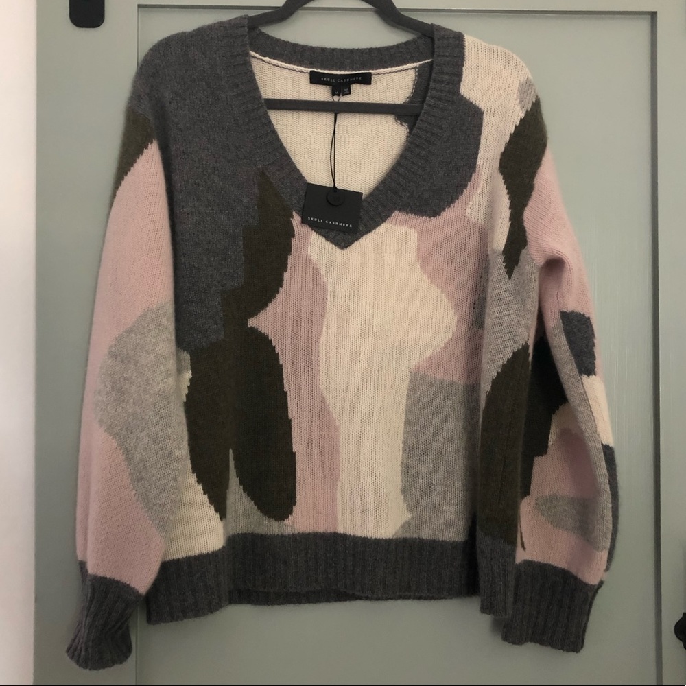 Skull Cashmere camo print sweater. Size M